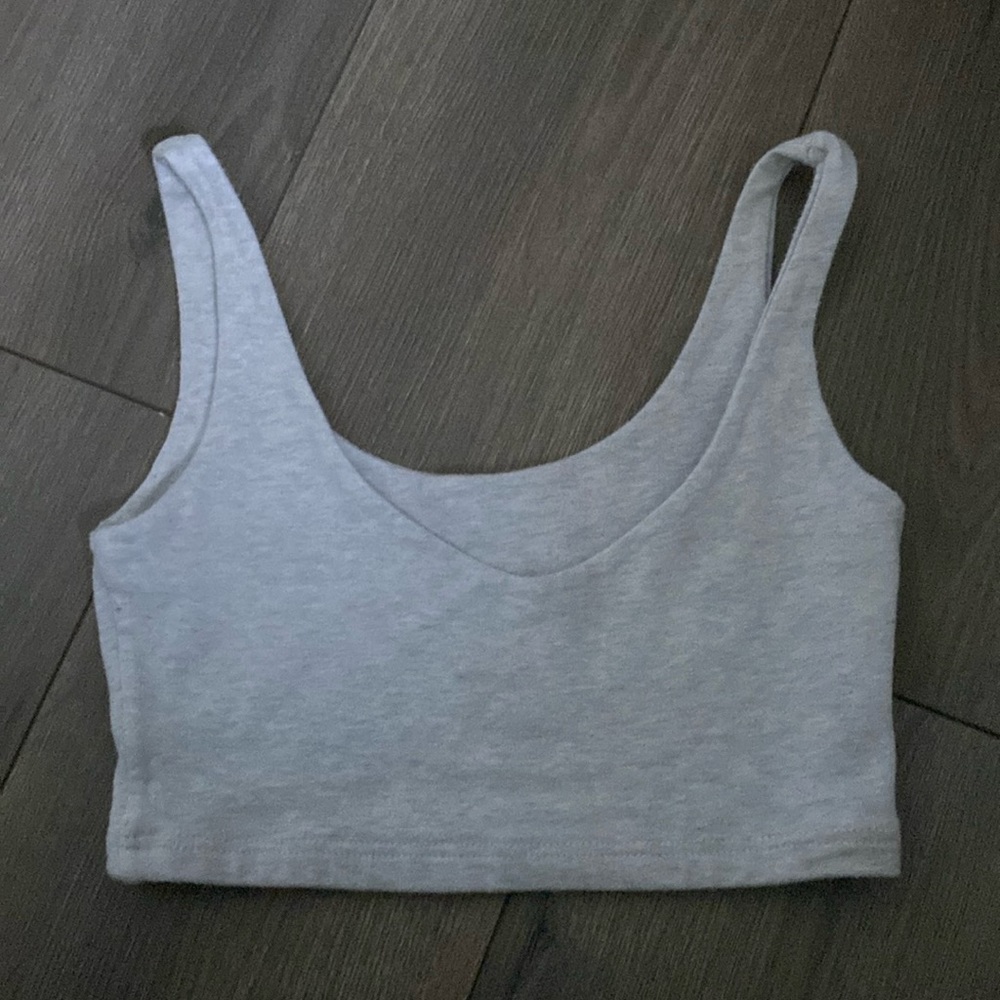 Light heather grey Brandy Melville cropped tank top barely worn
